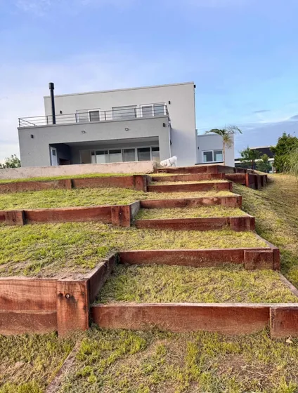 Venta De Casa En El Naudir A La Laguna