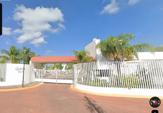 Excelente Casa En Fraccionamiento Quintas Real En Irapuato Guanajuato. Con 3 Recamaras Y 159m2, Entre Blvd. Lázaro Cárdenas Y Av. Mariano J. García. 