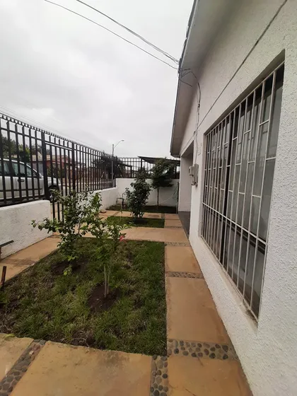 Quilpué- Venta De Casa 3d/2b Con Amplio Patio
