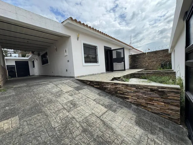 Venta Hermosa Casa En Conjunto Cerrado Con Vigilancia Y Agua De Pozo Trigal Centro Valencia Rr 288137