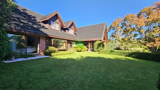 Casa En Venta De 5 Dorm. En Osorno