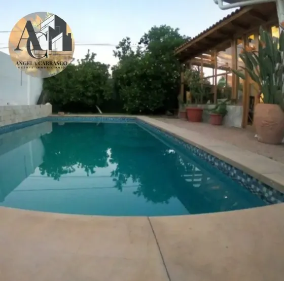 Se Vende 4.300uf Casa Con Local Comercial, Alto El Manzano,