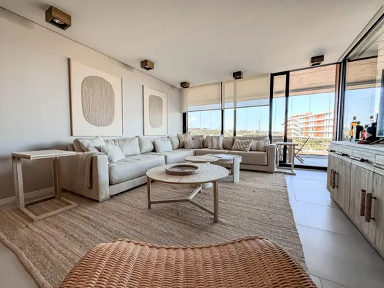 Apartamento En Venta Sense Manantiales 3 Dormitorios