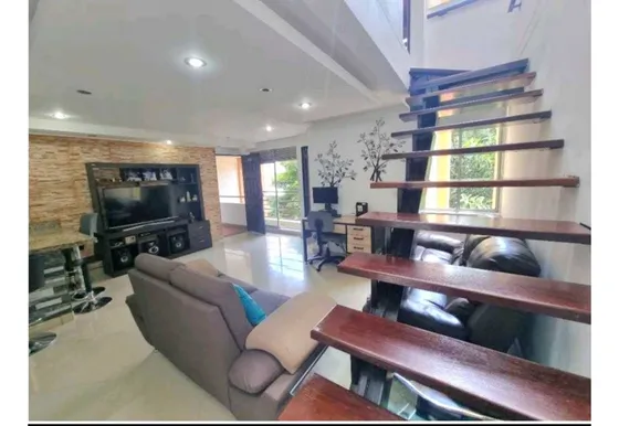 Venta De Apartamento Dúplex En Belén San Bernardo, Piso Alto, Medellín