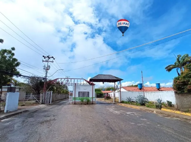 Acogedora Y Comoda Casa Con Patio En Nueva Segovia, Nueva Esparta, Margarita