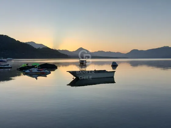 Sitio A Pasos Del Lago Calafquén / Con Excelente Playa
