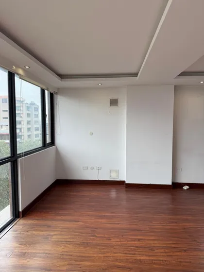 Departamento De Arriendo 2 Dormitorios Edificio Montecatini Sector El Batán