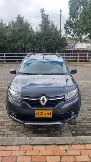 Renault Stepway 1.6 Intense Automática