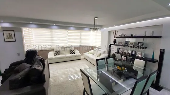 Apartamento En Venta, Urb. Las Acacias