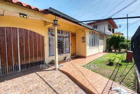 Cómoda Y Céntrica Casa A Sólo Pasos De Vicuña Mack...