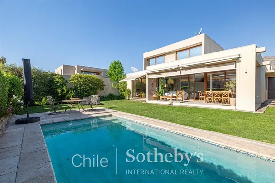 Casa En Venta De 3 Dorm. En Piedra Roja
