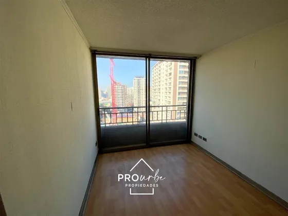 Departamento En Venta De 2 Dorm. En Santiago