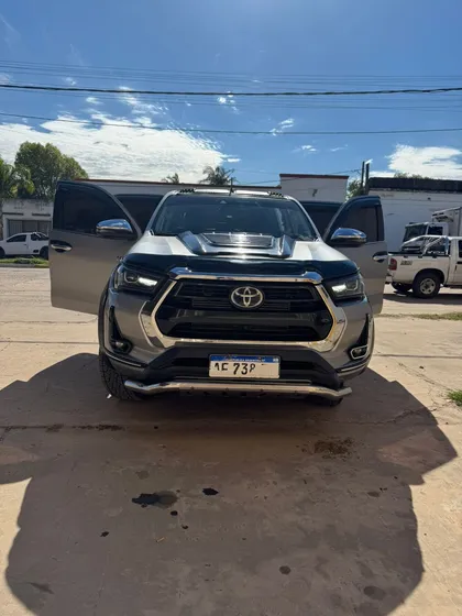 Toyota Hilux 2.8 Cd Srx 177cv 4x4 At