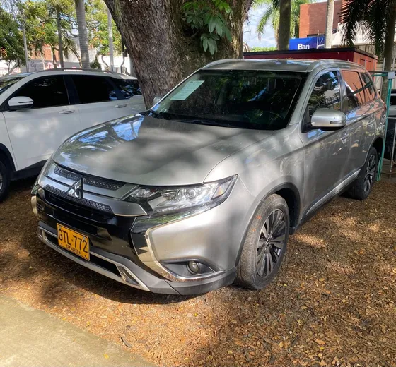 Mitsubishi Outlander 2.4 Kaiteki