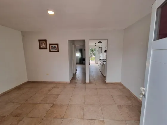 Departamento En  Venta En Junin, Un Dormitorio Y Cochera