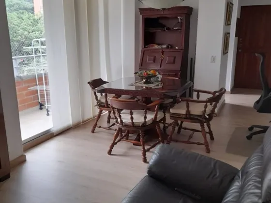  Apartamento En Arriendo Ubicado En El Poblado Sector Alejandria (27432).