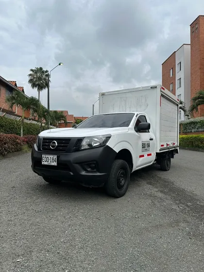 Nissan Np300 Frontier 2.5l