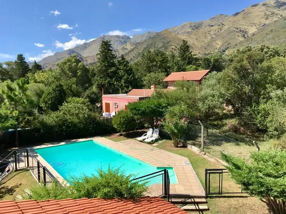 Chalet Exclusivo Con 3 Dormitorios Y Piscina En Merlo San Luis