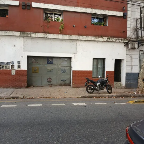 Pequeño Deposito, Taller O Local 