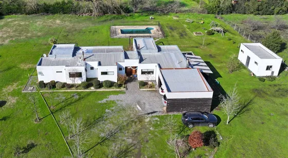 Casa En Venta De 6 Dorm. En Pelarco