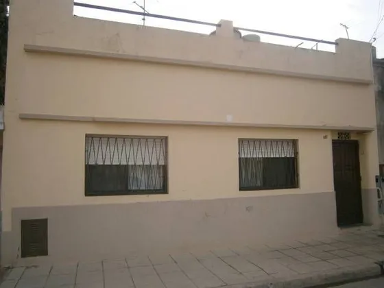 Casa En Venta En Piñeyro