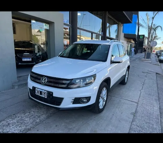 Volkswagen Tiguan 2.0 Sport & Style Tsi 200cv Tiptronic