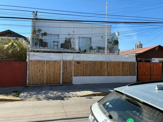 Casa En Venta De 3 Dorm. En Calera