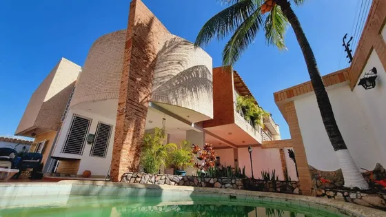  Casa En Venta En Urbanización Quintas Del Norte. Mr