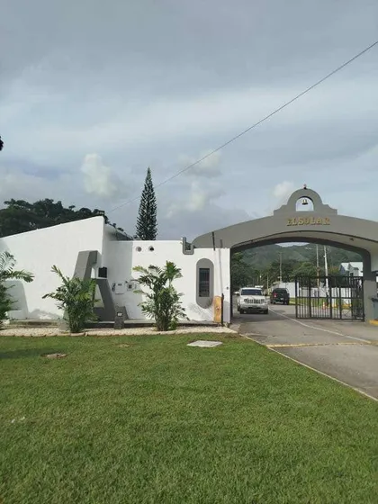 Terreno En El Solar De Guataparo, Conjunto Residencial Privado Con Vigilancia - At