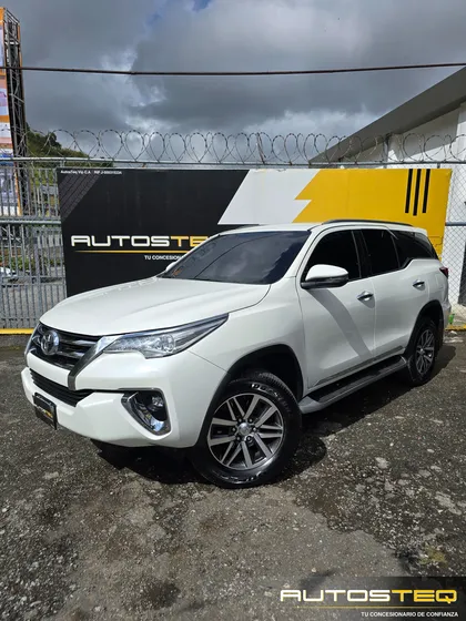 Toyota Fortuner Dubai Vxr