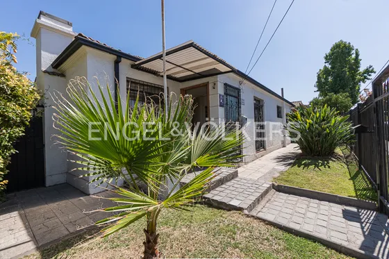 Casa 4d+ Servicios/sector Residencial Tranquilo