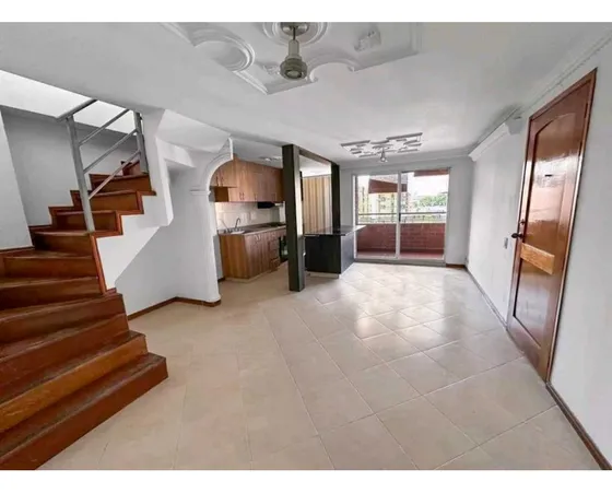Duplex En Venta San Joaquin (t)