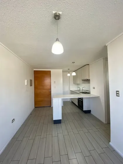 Departamento En Venta De 2 Dorm+2 Baños En Estación Cent