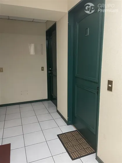 Oficina Venta 2 Privados 2 Baños 2 Recepciones, Providencia