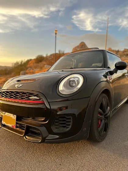 Mini John Cooper Works 2.0 Hot Chilli At