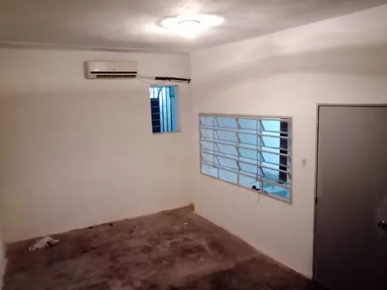 Vera Casa Inmobiliaria Alquila Local Comercial En Las Acacias Valencia Ca-1
