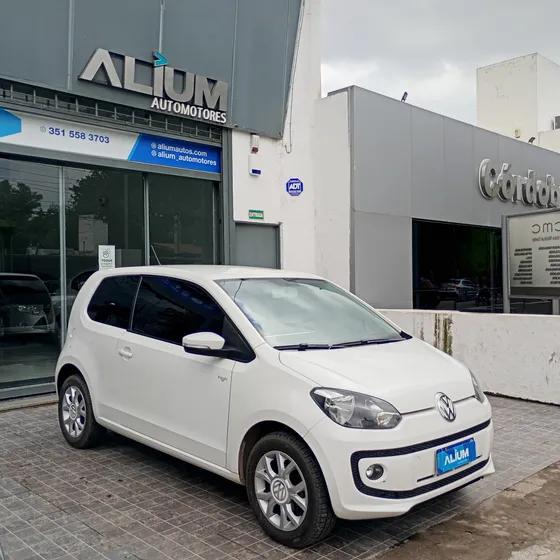 Volkswagen Up! 1.0 High Up! 75cv