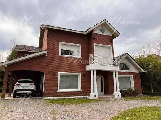 Casa  En Alquiler En Boca Ratón, Pilar, G.b.a. Zona Norte