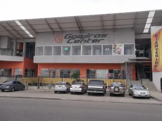 Sl. Se Venden Dos Locales En Mezzanina Cc Goajiros Center
