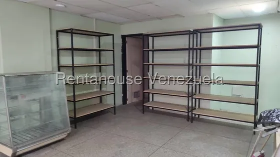 Erika Armeya Vende, Local Comercial En El Centro De Barquisimeto. Flex: 25-22625