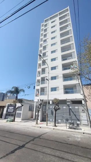 Monoambiente 40 Metros Cuadrados Berazategui Centro 