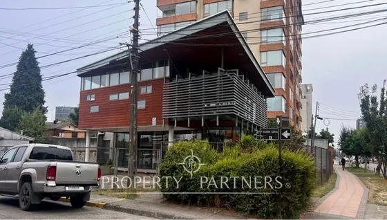 Se Arrienda Gran Local Comercial A Pasos De Av. Al...
