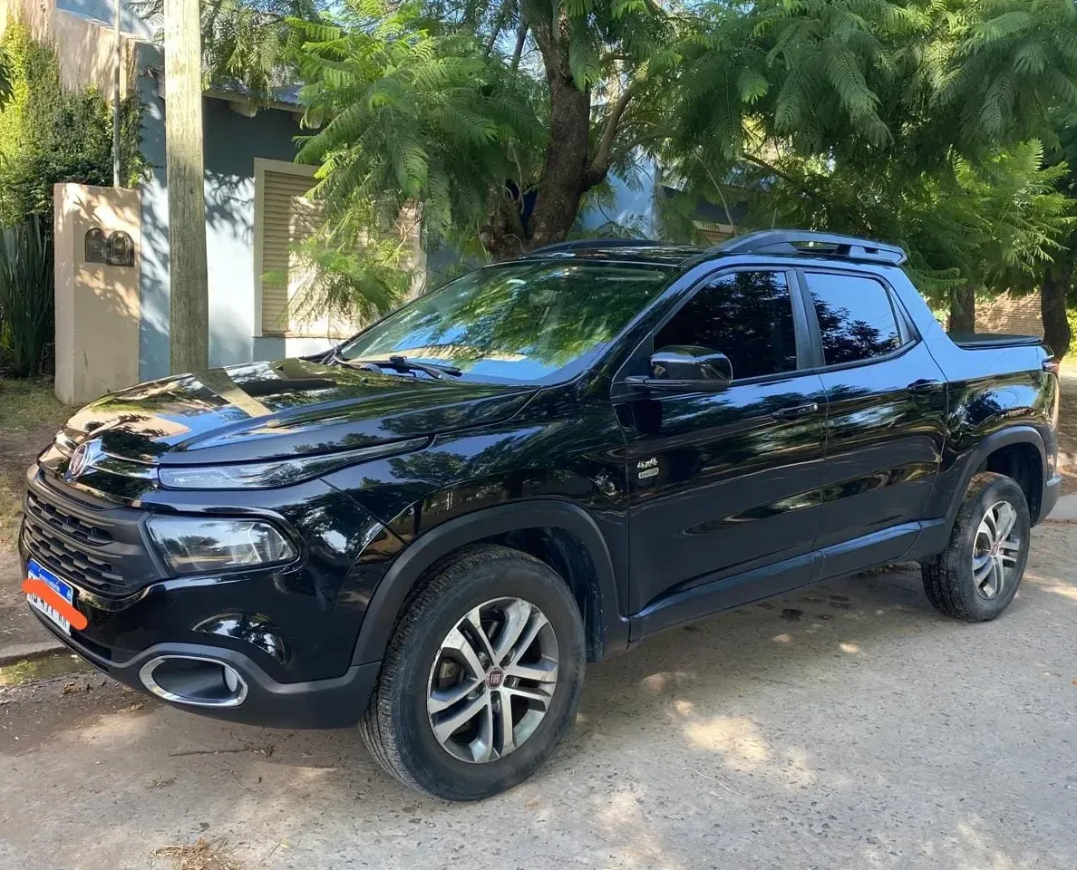 Fiat Toro 2.0 Freedom 4x4 At