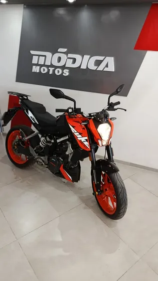 Ktm Duke 200 Año 2023 Con Solo 900km