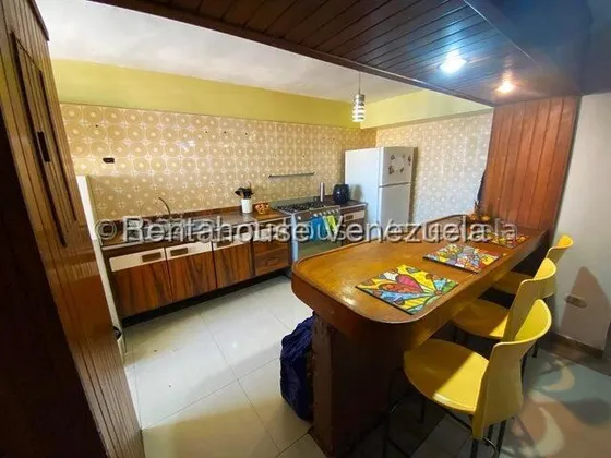 Marcos González Vende Espectacular Apartamento Zona Centro Barquisimeto Lara #25-18952