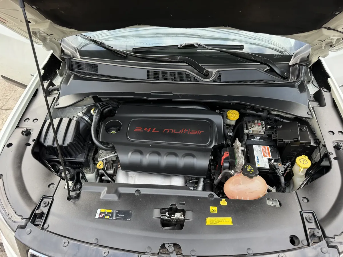 Jeep Compass 2.4 Longitude Plus 4X45189088929389056013
