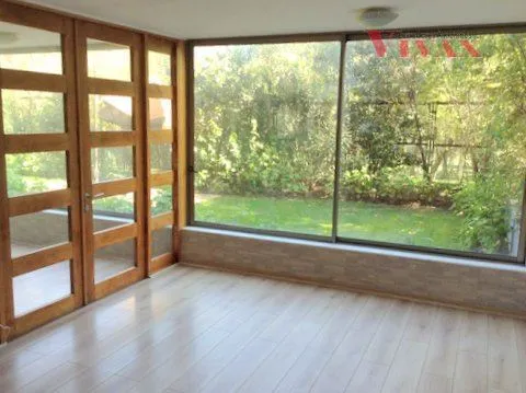Departamento En Arriendo De Cuatro Dormitorios En Huechuraba