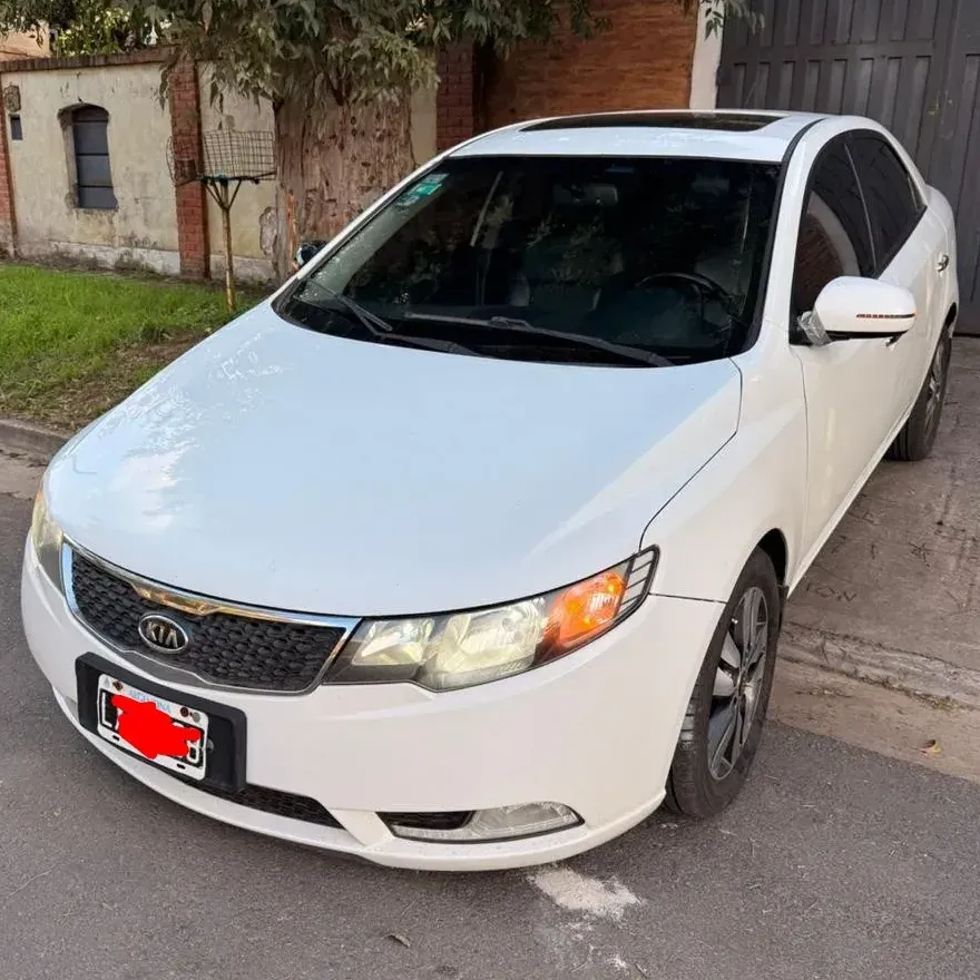 Kia Cerato 2.0 Forte 6at Elegance