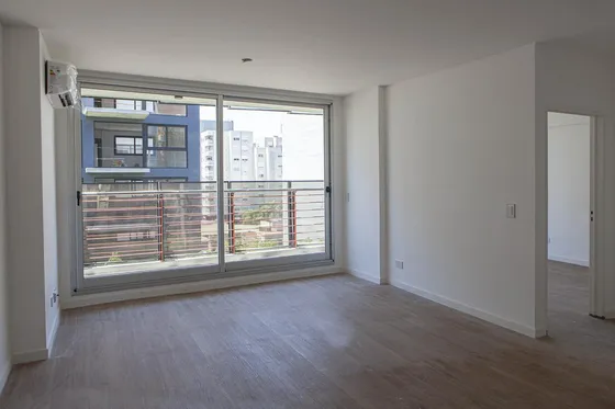Venta Departamento De 2 Ambientes, Dormitorio En Suite Y Vestidor En Palermo Hollywood