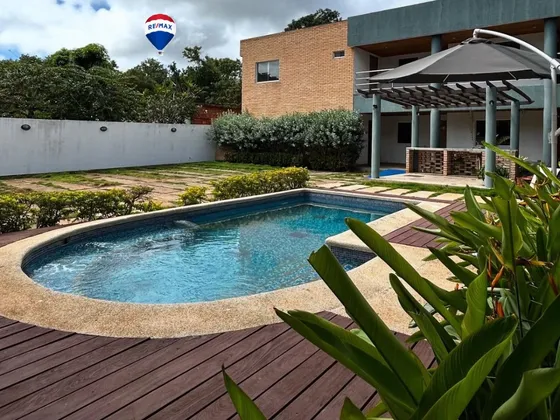 Re/max 2 Mil Alquila Apartamento En La Asunción, En Resd La Floresta, Con Zona Residencial, Con Cercania Al Mar Y Con Piscina